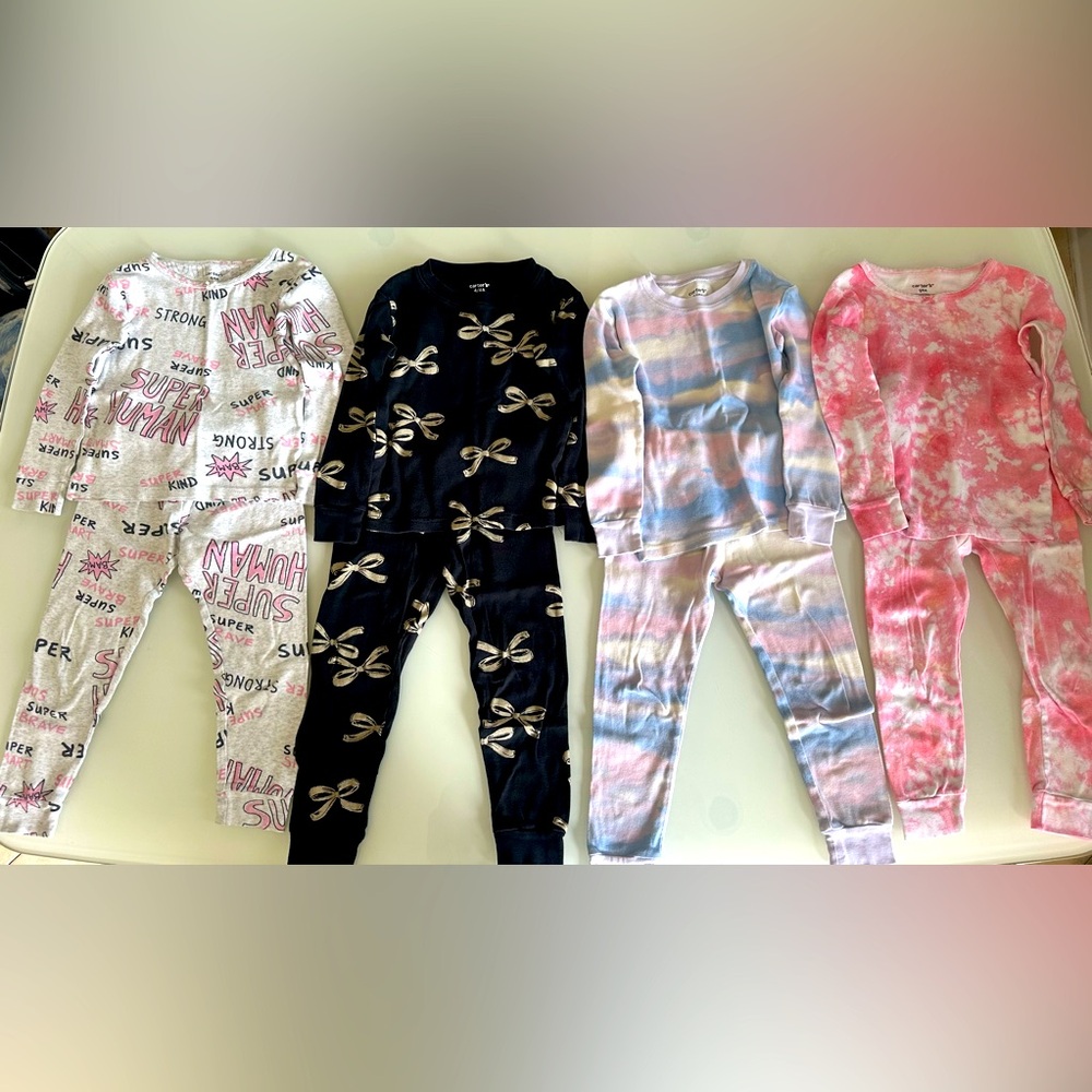 Girl Carters Pajamas set of 4 little kid size 4